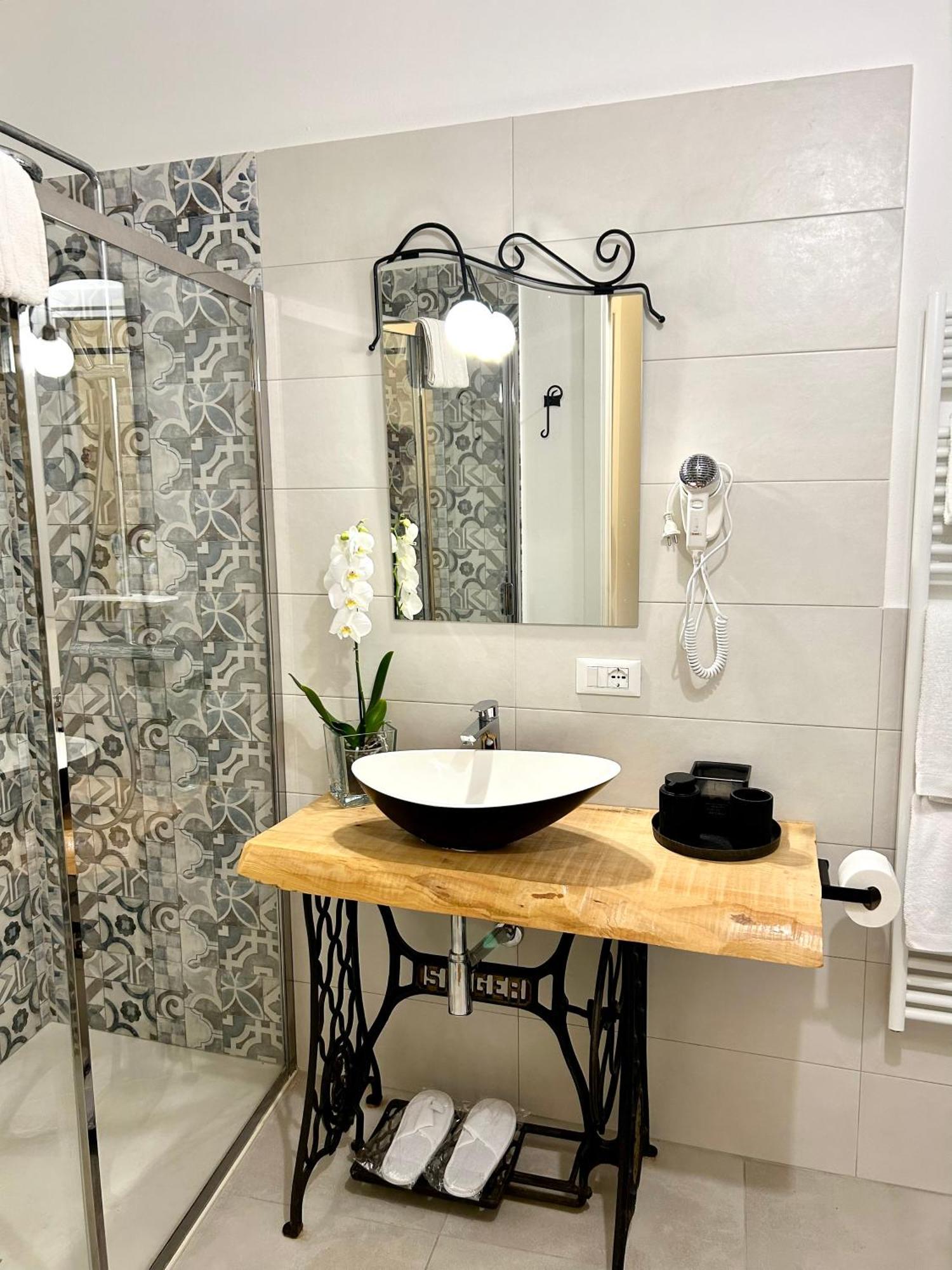 Rosso Verona Suite-Free Parking מראה חיצוני תמונה