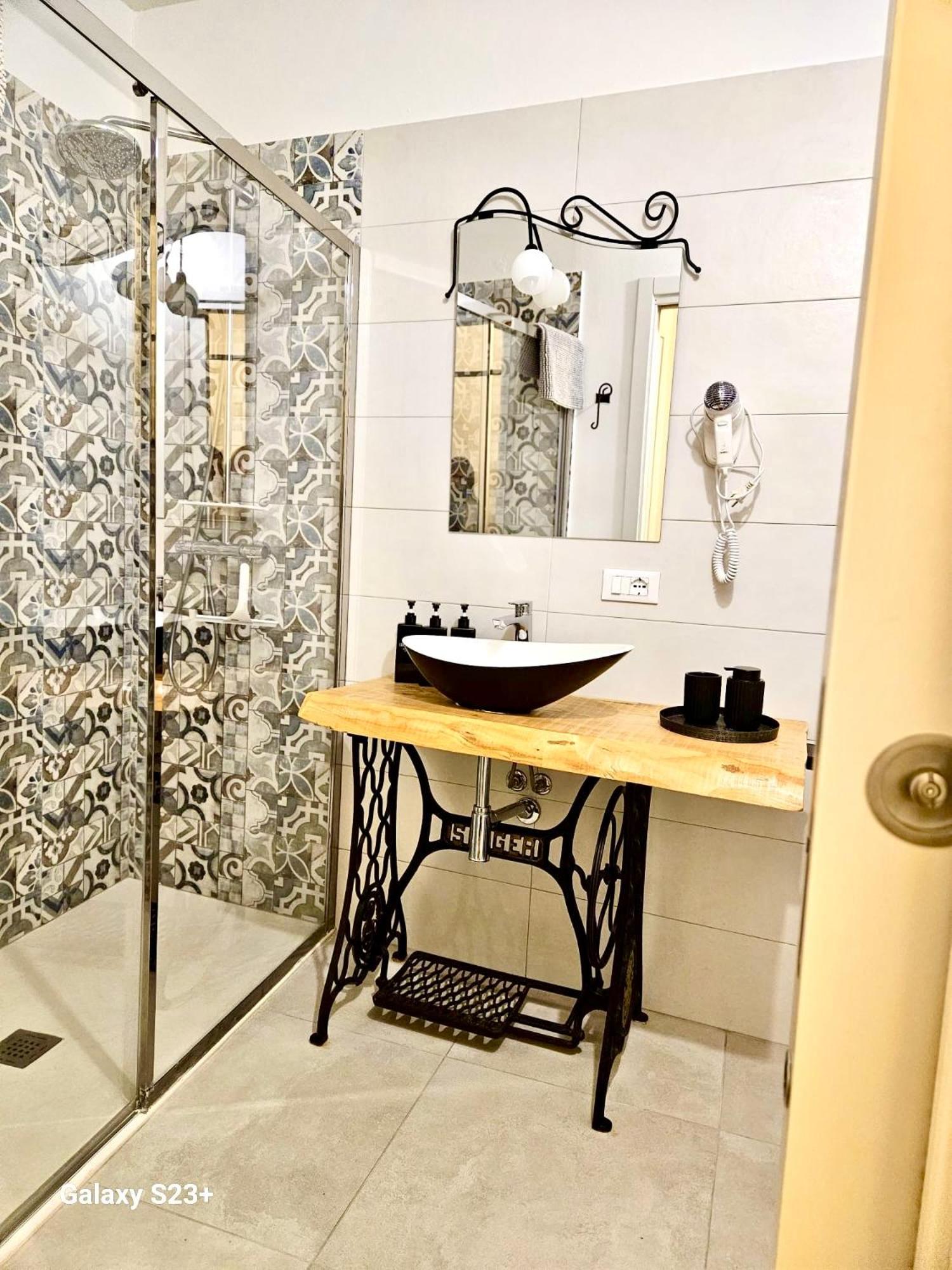 Rosso Verona Suite-Free Parking מראה חיצוני תמונה